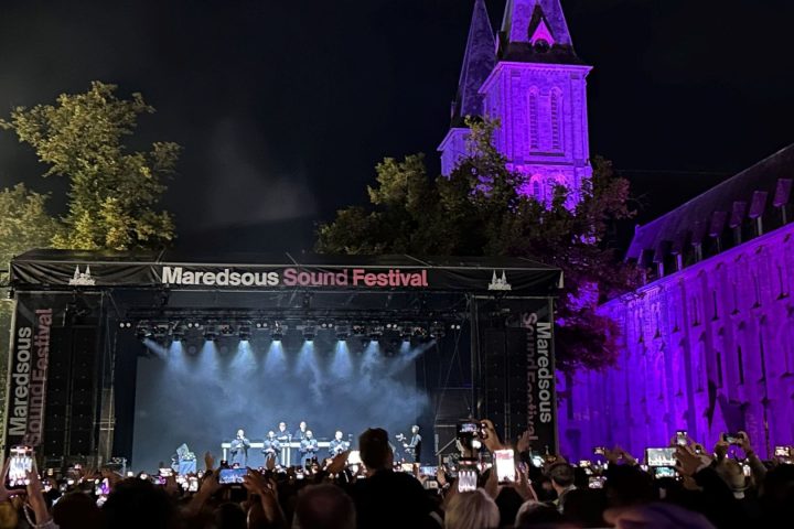 9 300 personnes assistent au concert du Padre Guilherme à l'abbaye de Maredsous