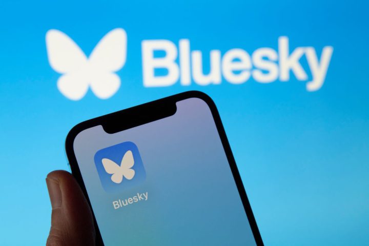 Bluesky impute la récente panne à une attaque DDoS et renforce ses mesures de sécurité