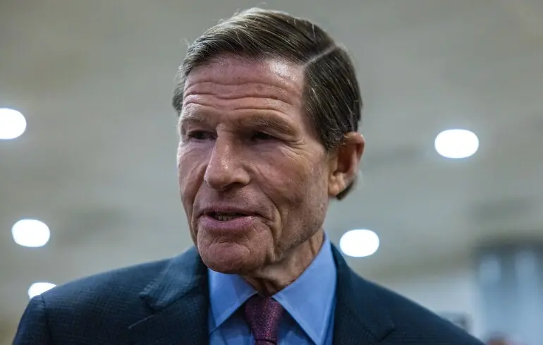 Blumenthal appelle la Chambre à adopter un projet de loi de sanctions contre la Russie en raison de la situation urgente en Ukraine