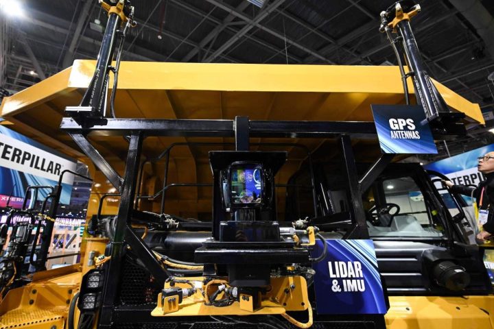 Caterpillar utilise son expertise en automatisation minière pour renforcer le déploiement de l'IA dans la construction