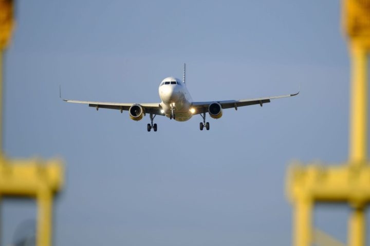Cinq pilotes visés par des lasers lors de l'atterrissage à l'aéroport de Bruxelles