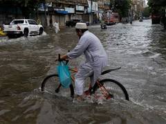 De fortes pluies inondent les zones basses de Rawalpindi et d'Islamabad, suscitant des inquiétudes de crue