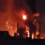 Des drones attaquent la raffinerie de Novokouïbyshevsk dans la région de Samara, provoquant des explosions et un incendie
