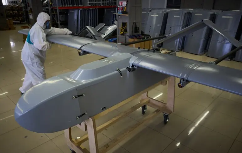 Des drones ukrainiens frappent un important centre logistique Wildberries près de Moscou