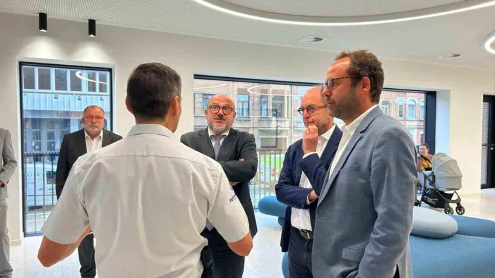 Des groupes citoyens de Bruxelles exigent des mesures contre le trafic de drogue après une récente fusillade policière