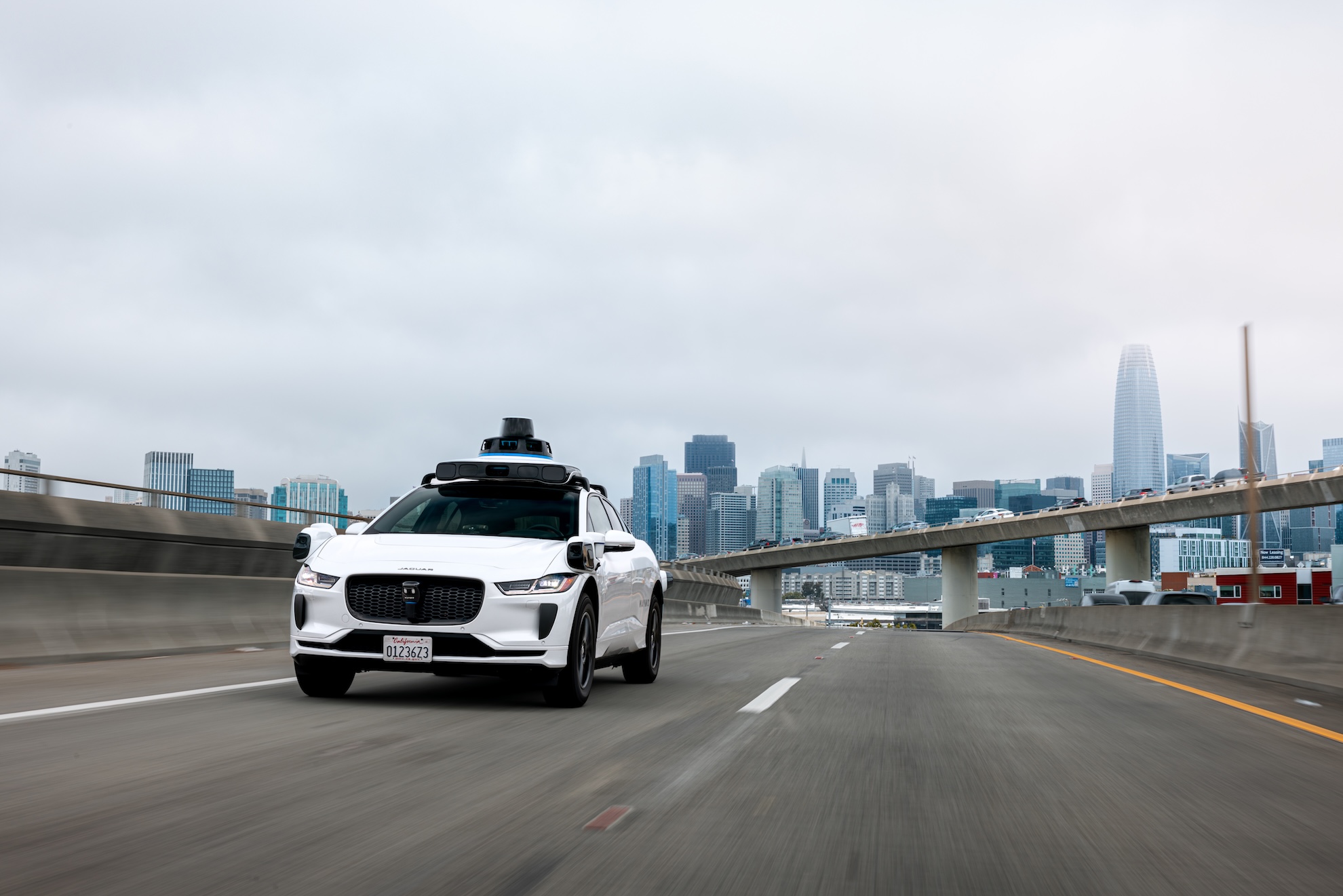 Des testeurs de Waymo et Zoox signalent des blessures alors que les opérations de robotaxis s'étendent