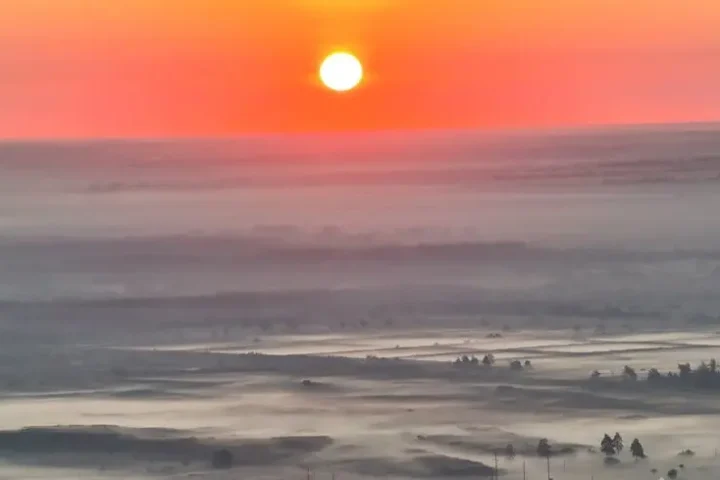 Destruction massive à Kupiansk révélée par des drones de l'armée ukrainienne