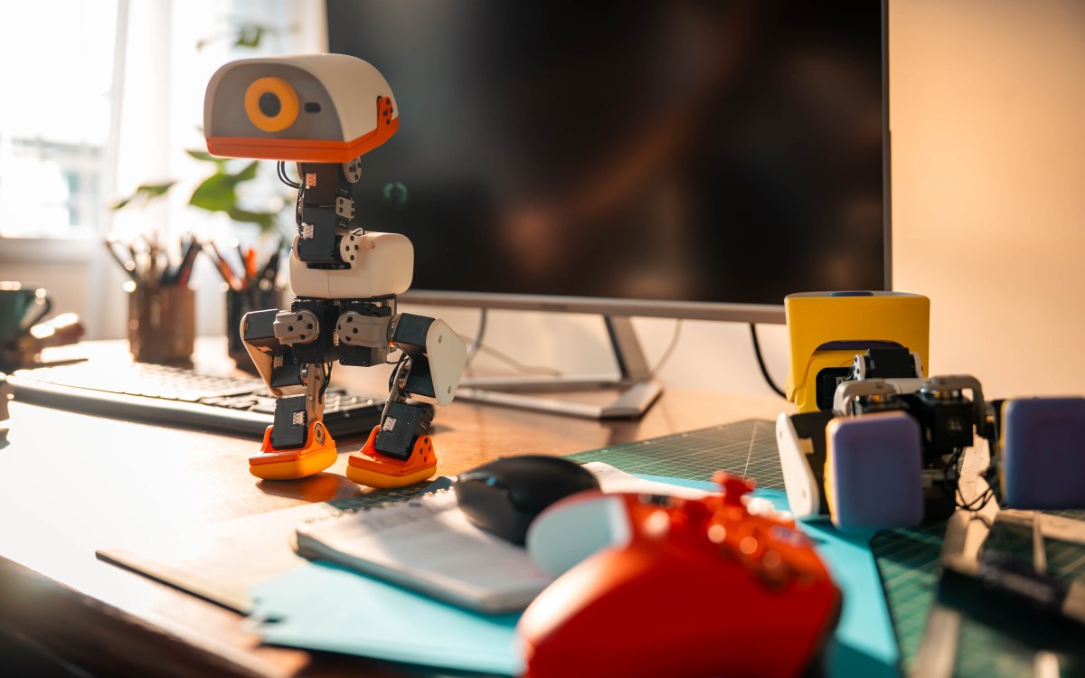 Hugging Face lance Microduck, un robot canard open source au prix de 399 dollars