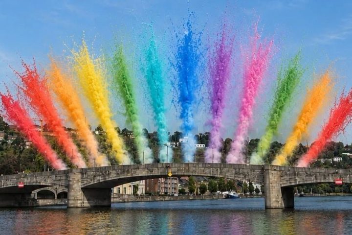 Huy remplace son feu d'artifice par un événement de poudre colorée en plein jour en raison du risque d'incendie