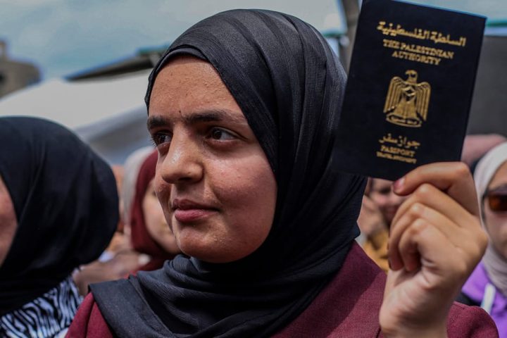 La Belgique propose des bourses aux étudiants palestiniens, mais les options d'évacuation de Gaza sont bloquées.