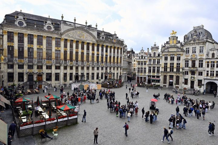 La Brussels Design Week célèbre ses 20 ans avec un nouveau hub central et des expositions