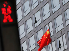La Chine intensifie la pression sur Taïwan via des tactiques militaires et psychologiques diversifiées.