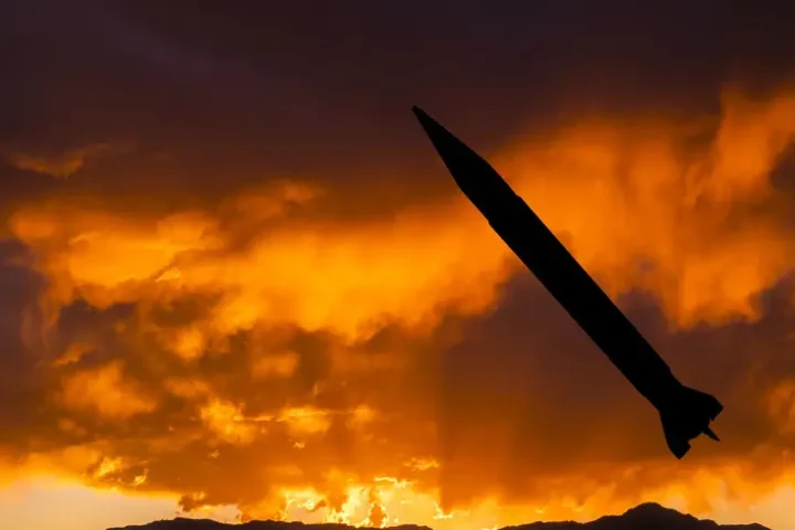 La défense aérienne ukrainienne intercepte des missiles Iskander et Oniks lors des attaques russes en cours