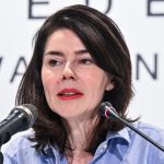 La ministre Glatigny annonce la suspension de la réforme des nominations des enseignants en raison des préoccupations budgétaires.