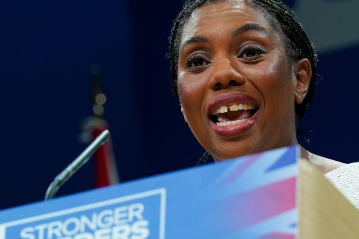 La popularité de Kemi Badenoch augmente face aux défis du Parti conservateur au Royaume-Uni