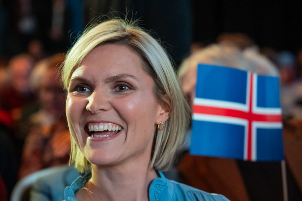 La Première ministre islandaise qualifie le résultat du référendum de « victoire pour la démocratie » malgré un revers pour l'adhésion à l'UE.