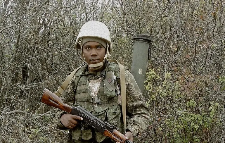 La Russie recrute au moins huit Indonésiens pour son armée, selon le renseignement ukrainien