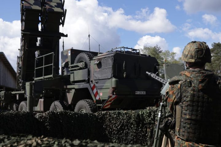 L'Allemagne prévoit un budget de 12 milliards d'euros pour un programme de missiles renforçant la dissuasion de l'OTAN contre la Russie.