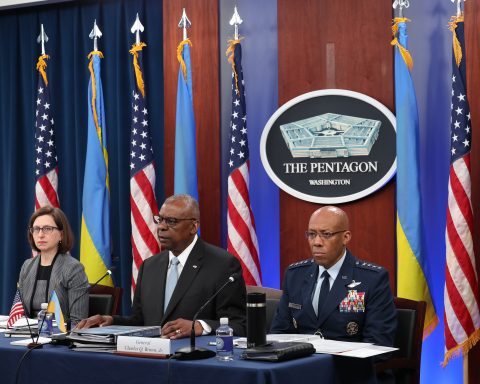 Le Pentagone s'apprête à céder la direction du groupe d'assistance à la sécurité pour l'Ukraine