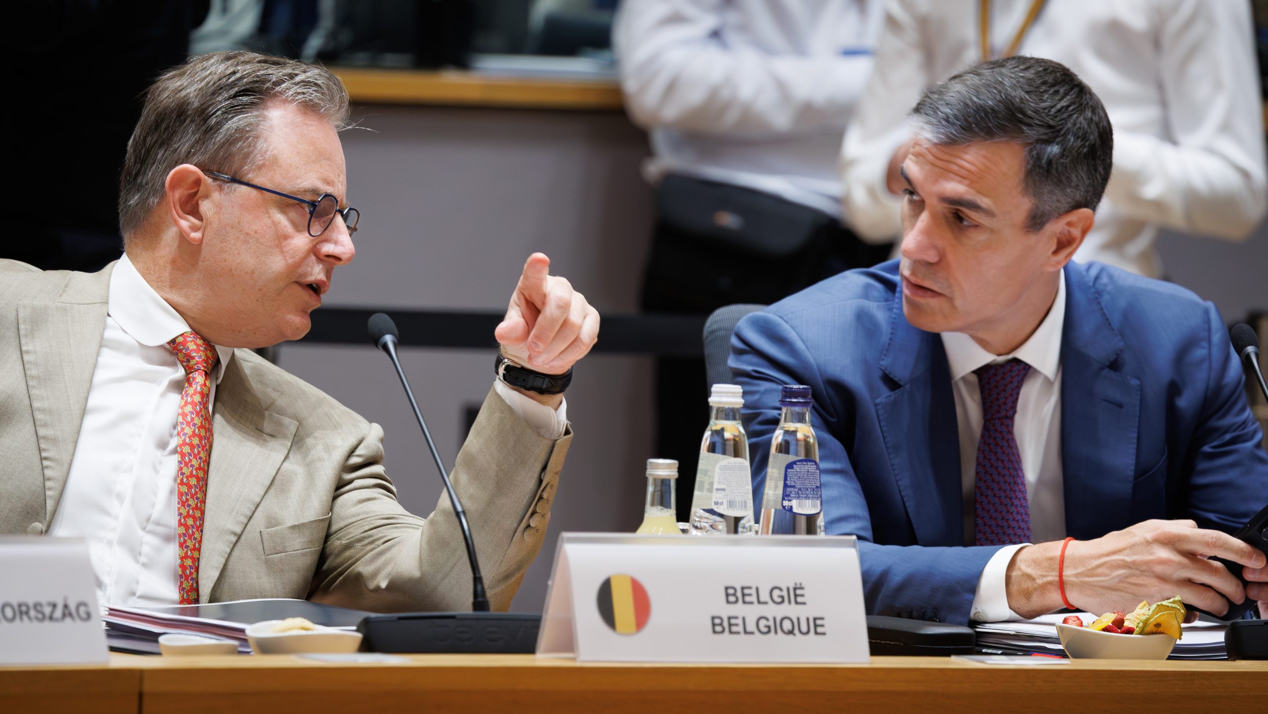 Le Premier ministre De Wever exige des clarifications sur les incidents migratoires à Ceuta lors de la réunion de l'UE