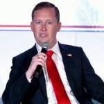 L'envoyé américain salue l'engagement du Bangladesh à élargir ses achats d'avions Boeing malgré des liens de plus en plus étroits.