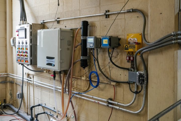 Les cyberattaques iraniennes sur les services d'eau américains suscitent des inquiétudes face à une sécurité renforcée.