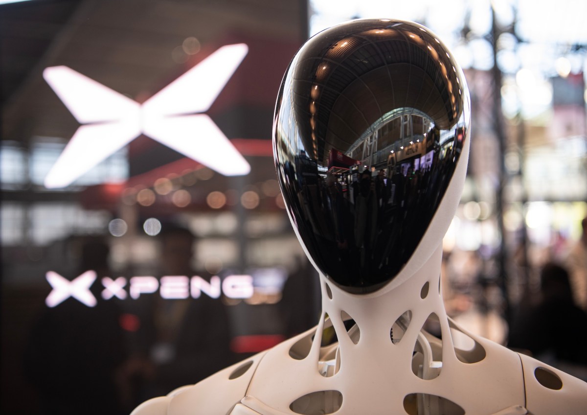 Les fabricants chinois automobiles augmentent leurs investissements dans les robots humanoïdes, suivant l’exemple d’innovation de Tesla.