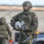 Les forces spéciales polonaises formées par des bérets verts américains sur les tactiques de la guerre en Ukraine