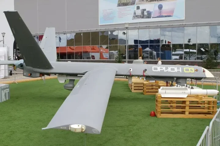 Les forces ukrainiennes frappent des installations de drones en Crimée dans le cadre du conflit en cours