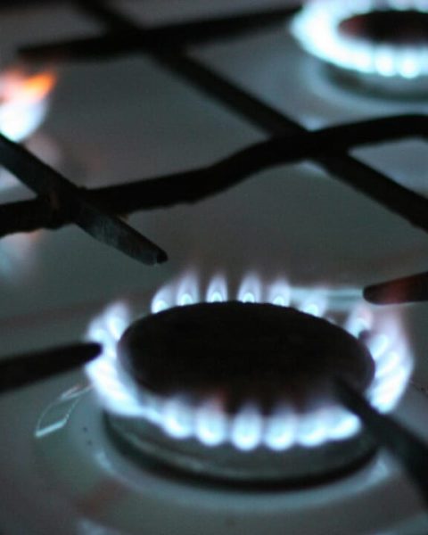 Les nouveaux contrats énergétiques affichent des prix records avec une hausse de 20 % pour le gaz et de 11 % pour l'électricité