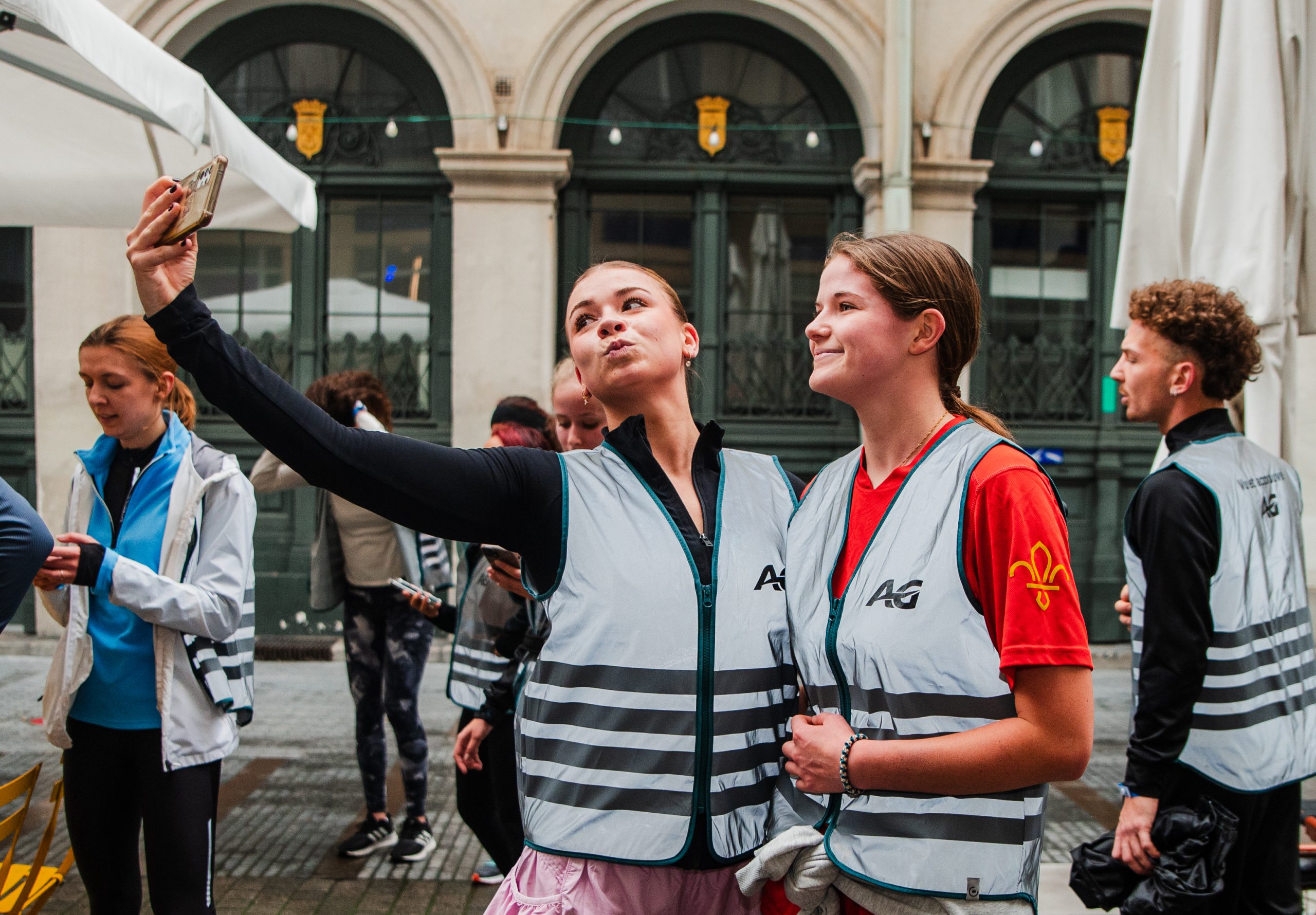 Les partenaires sociaux plaident pour des réglementations renforcées sur le marketing d'influence en Belgique