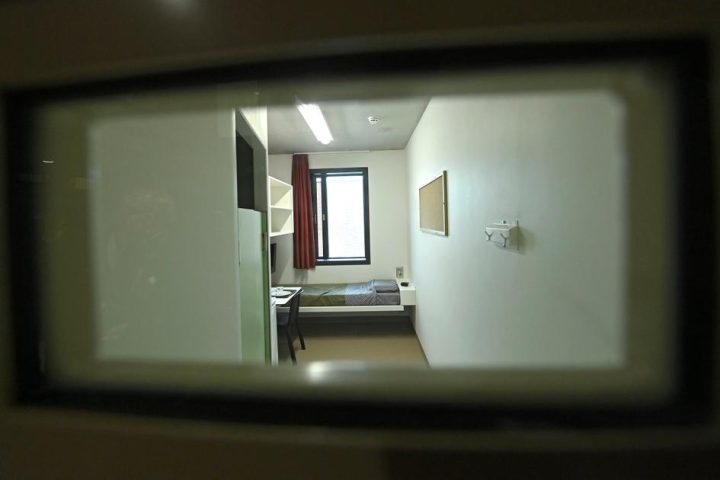 Les syndicats de prison rencontrent la ministre de la Justice Verlinden pour discuter des problèmes en cours et des solutions potentielles
