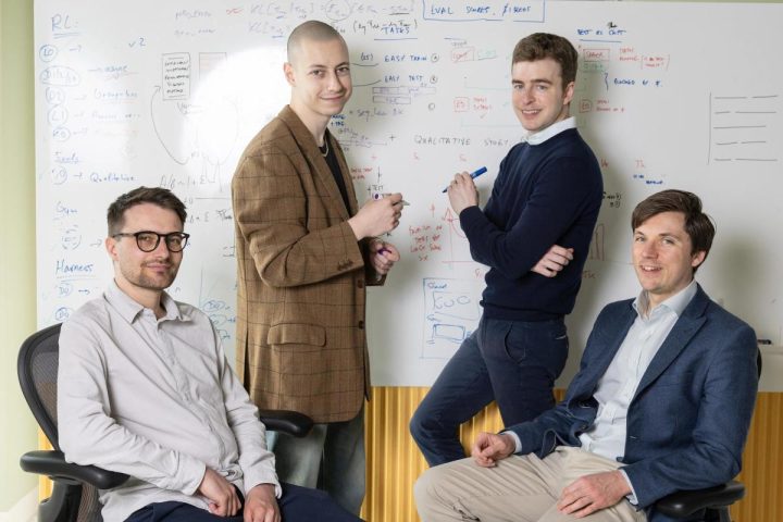 L'IA d'Inherent surpasse ses concurrents plus volumineux dans la reproduction de résultats de recherche scientifique