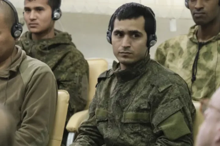 L'Indonésie enquête sur des recrutements de ses citoyens par l'armée russe pour participer à la guerre en Ukraine