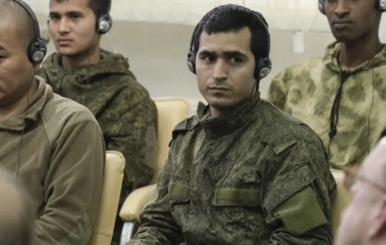 L'Indonésie enquête sur des recrutements de ses citoyens par l'armée russe pour participer à la guerre en Ukraine