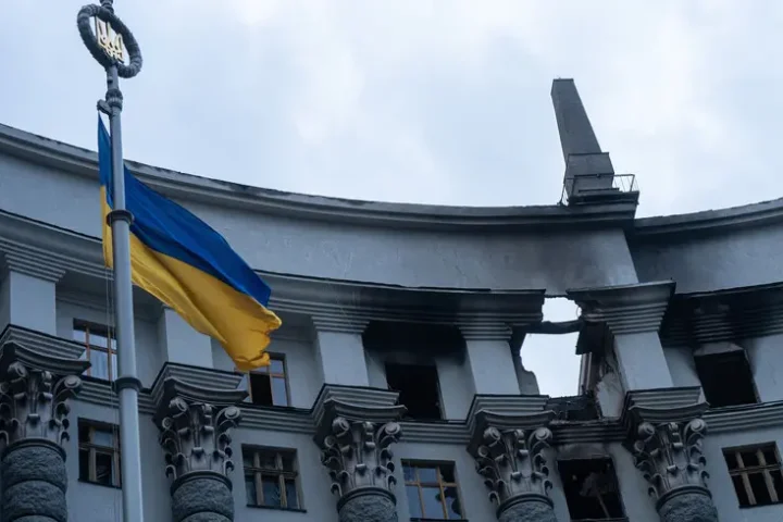 L'Ukraine a renforcé ses capacités militaires, mais peut-elle assurer une gouvernance efficace ?