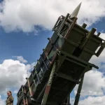 L'Ukraine reçoit des missiles Patriot alors que Zelensky appelle à un soutien accru