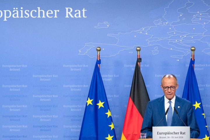 Merz mobilise les partisans de coupes budgétaires dans l'UE alors que Costa cherche un compromis sur les financements historiques