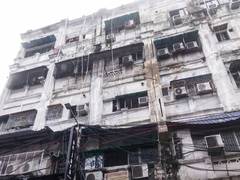 Neuf morts, dont cinq Bangladais, dans un incendie d'hôtel à Kolkata ; enquête en cours