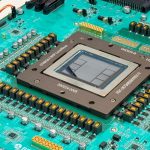 OpenAI dévoile les résultats des performances de sa puce Jalapeño lors de la conférence Hot Chips
