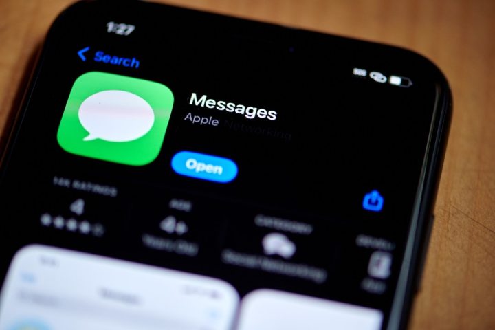 OpenAI lance un plug-in pour Apple Messages dans ChatGPT, soulevant des préoccupations en matière de confidentialité
