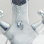 Près d'un quart des ménages bruxellois confrontés à des problèmes d'accessibilité de l'eau
