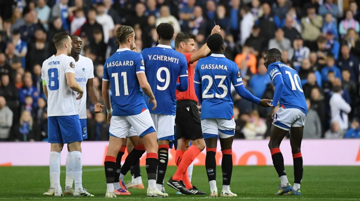 Racing Genk et Lommel SK condamnent des propos racistes d'un supporter de Jong Genk