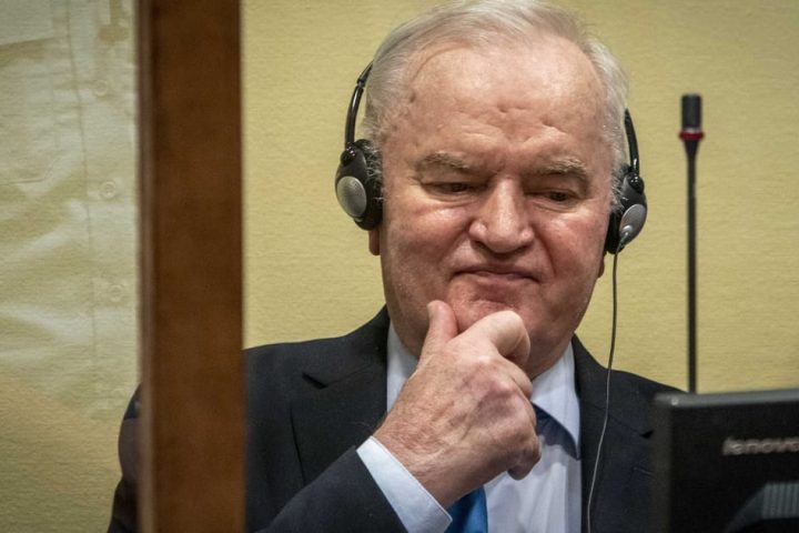 Ratko Mladić, responsable du massacre de Srebrenica, est décédé à La Haye à 84 ans