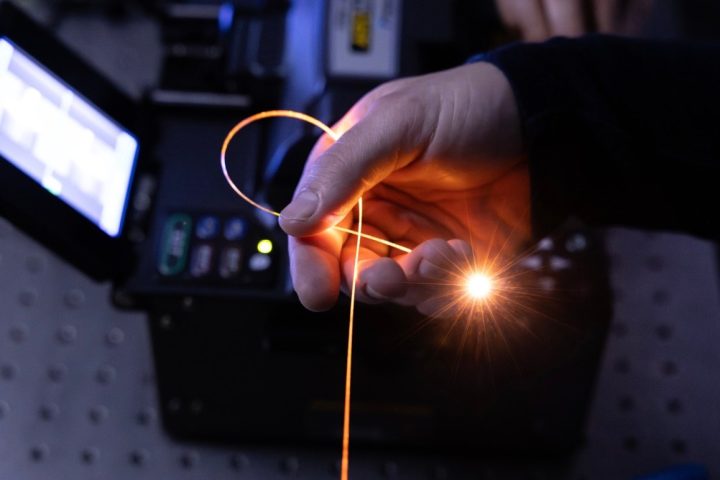 Relativity Networks lève 22 millions de dollars pour développer une technologie de fibre optique plus rapide pour les centres de données