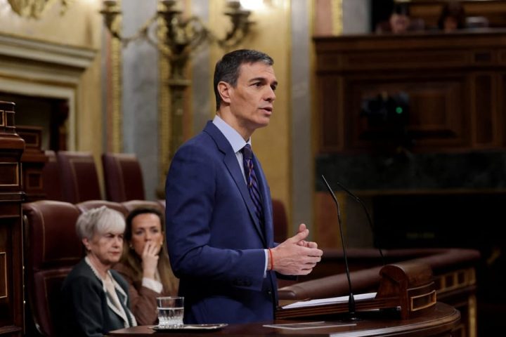 Sánchez convoque le Conseil de sécurité nationale face à la crise migratoire à Ceuta