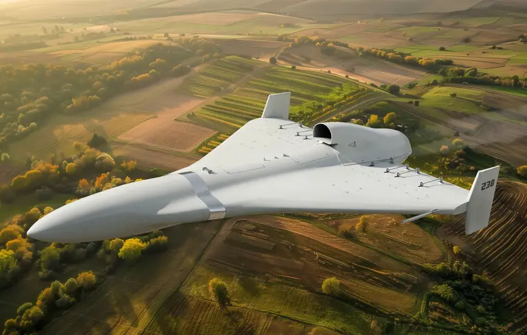 Selon l'analyse de Serhiy Bieskrestnov, les drones Shahed suivent une trajectoire constante vers Kyiv