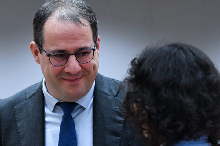 Seulement 10 % des 100 000 allocataires exclus retrouvent un emploi selon la FGTB