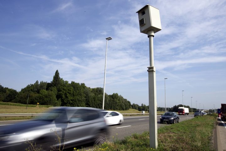 Seulement deux tiers des conducteurs étrangers paient les amendes de circulation en Belgique