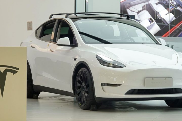 Tesla rappelle près de 3 millions de véhicules en Chine en raison de problèmes liés aux dispositifs de déverrouillage d'urgence
